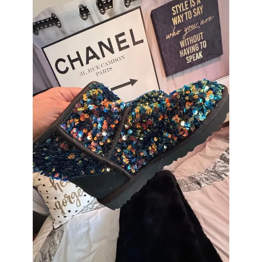 M UGG Classic Mini Stellar Sequin boot in black(multi iridescent chunky) sz 7